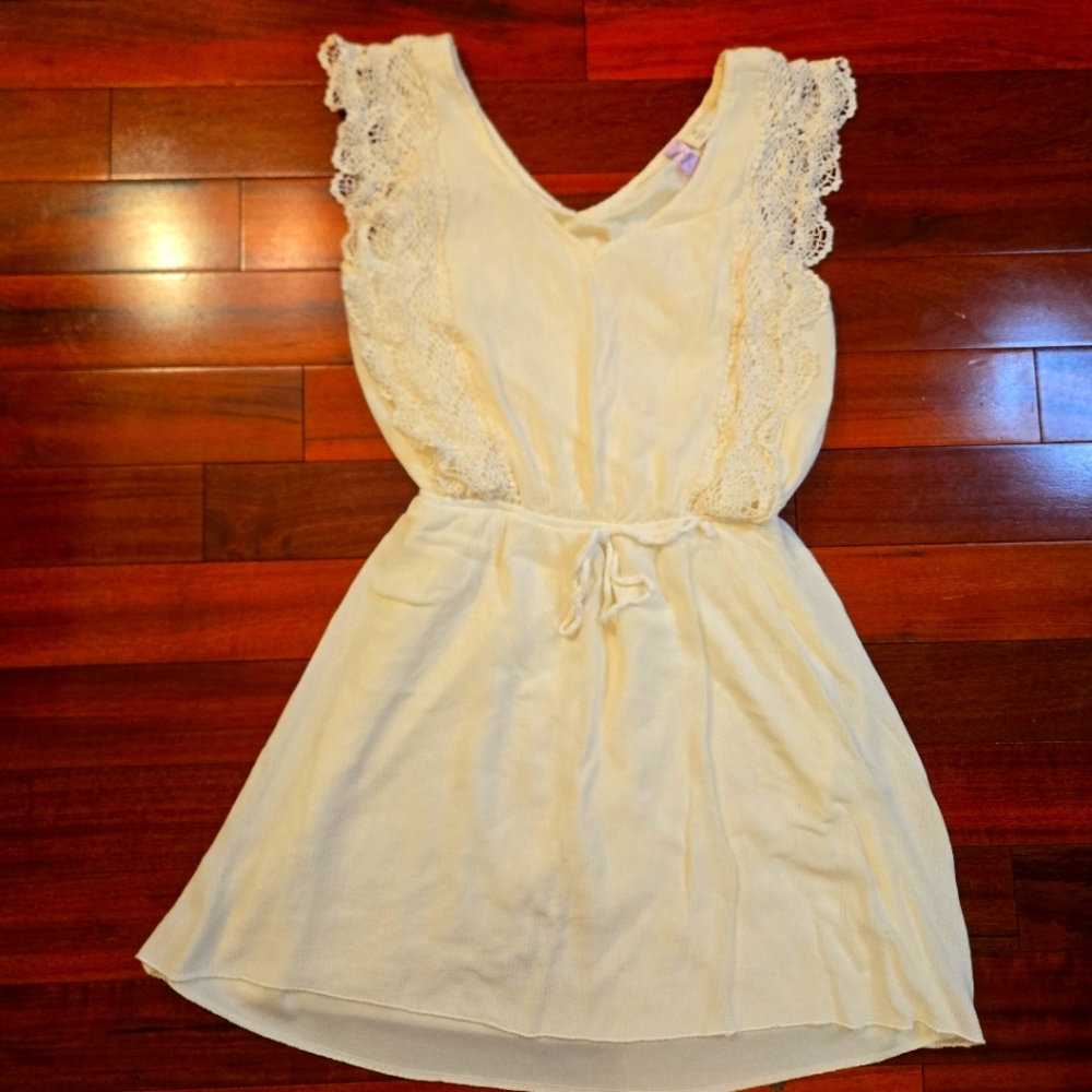 Alya Cream Lace Trim Dress, Medium, Midi, Graduation, Casual, V-neckline, Bridal